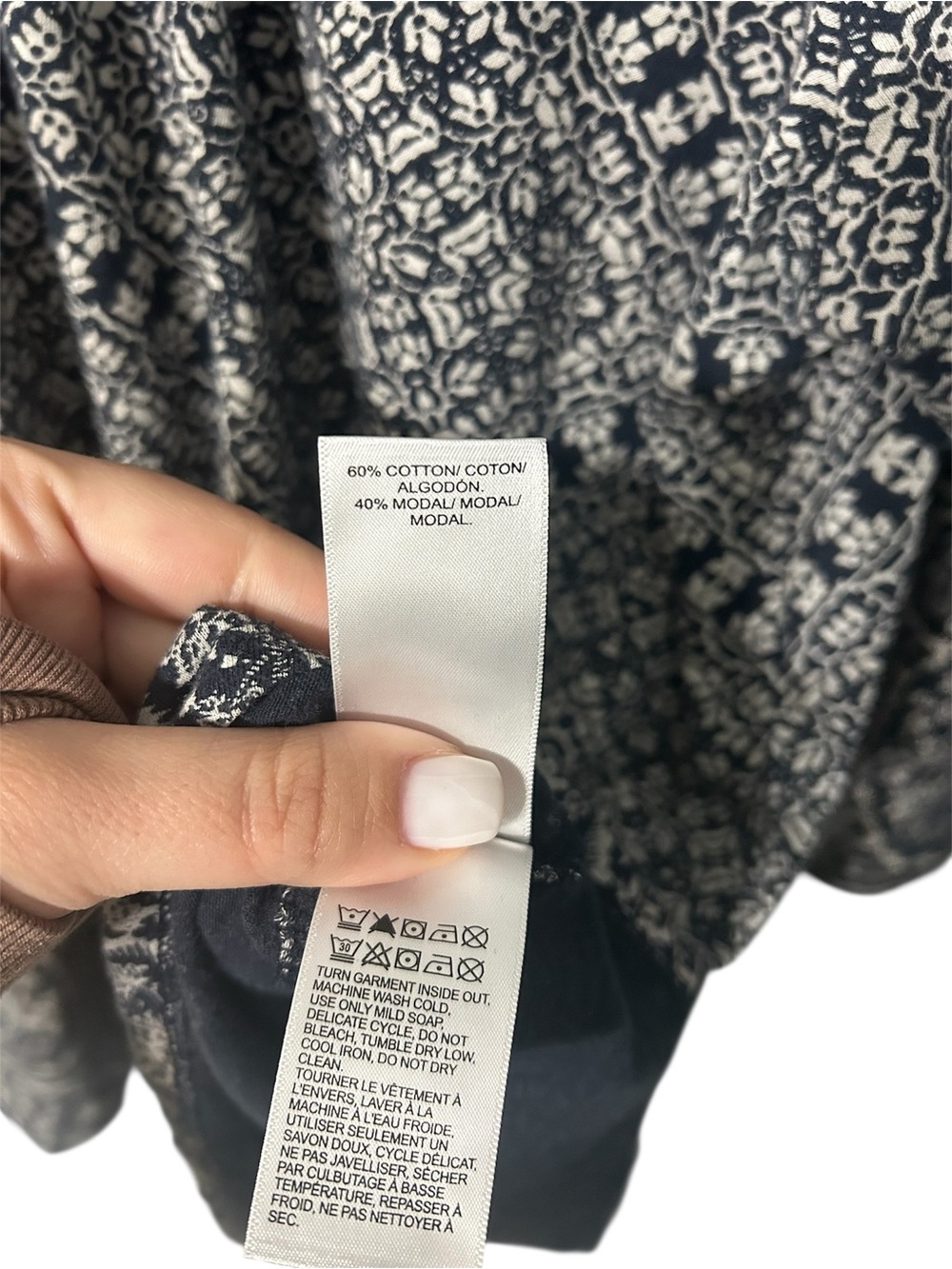 Lucky Brand Women’s Navy and White Size 2X Too California Boho Medallion Print - Picture 7 of 7